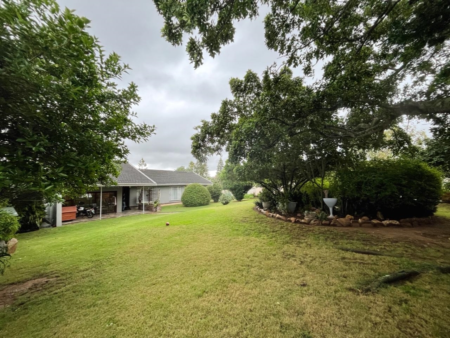 4 Bedroom Property for Sale in Vanes Estate Eastern Cape